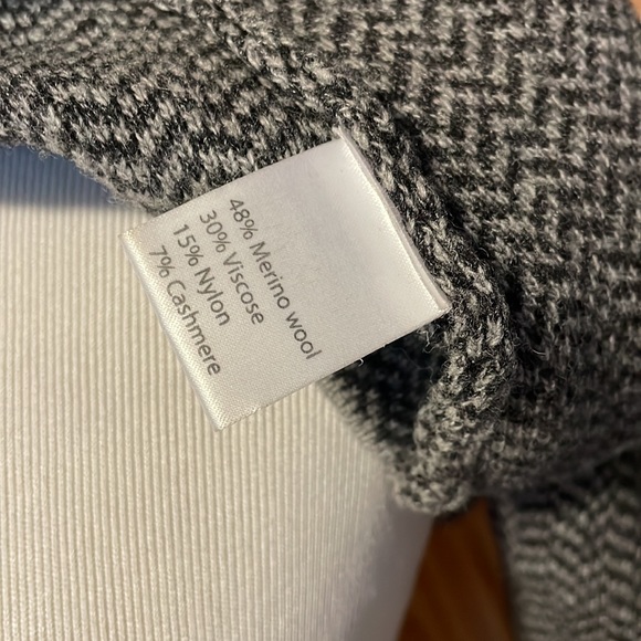 Long 1 button cardigan - Picture 7 of 9